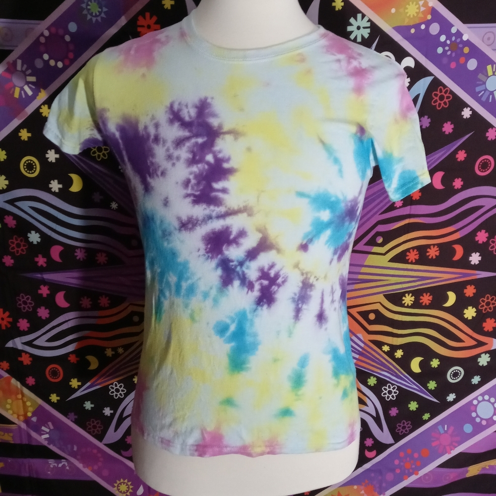 New Gildan Tie-Dye Made With Good Vibes By Me!